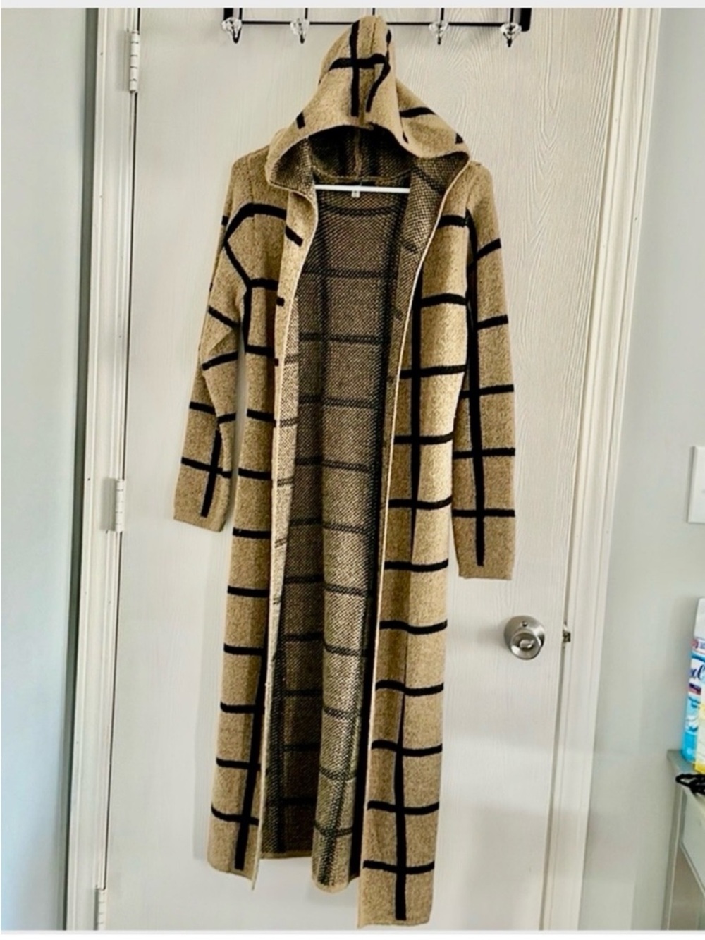 Long Hooded Grid-Pattern Cardigan - Camel/Black Size S - Picture 2 of 7